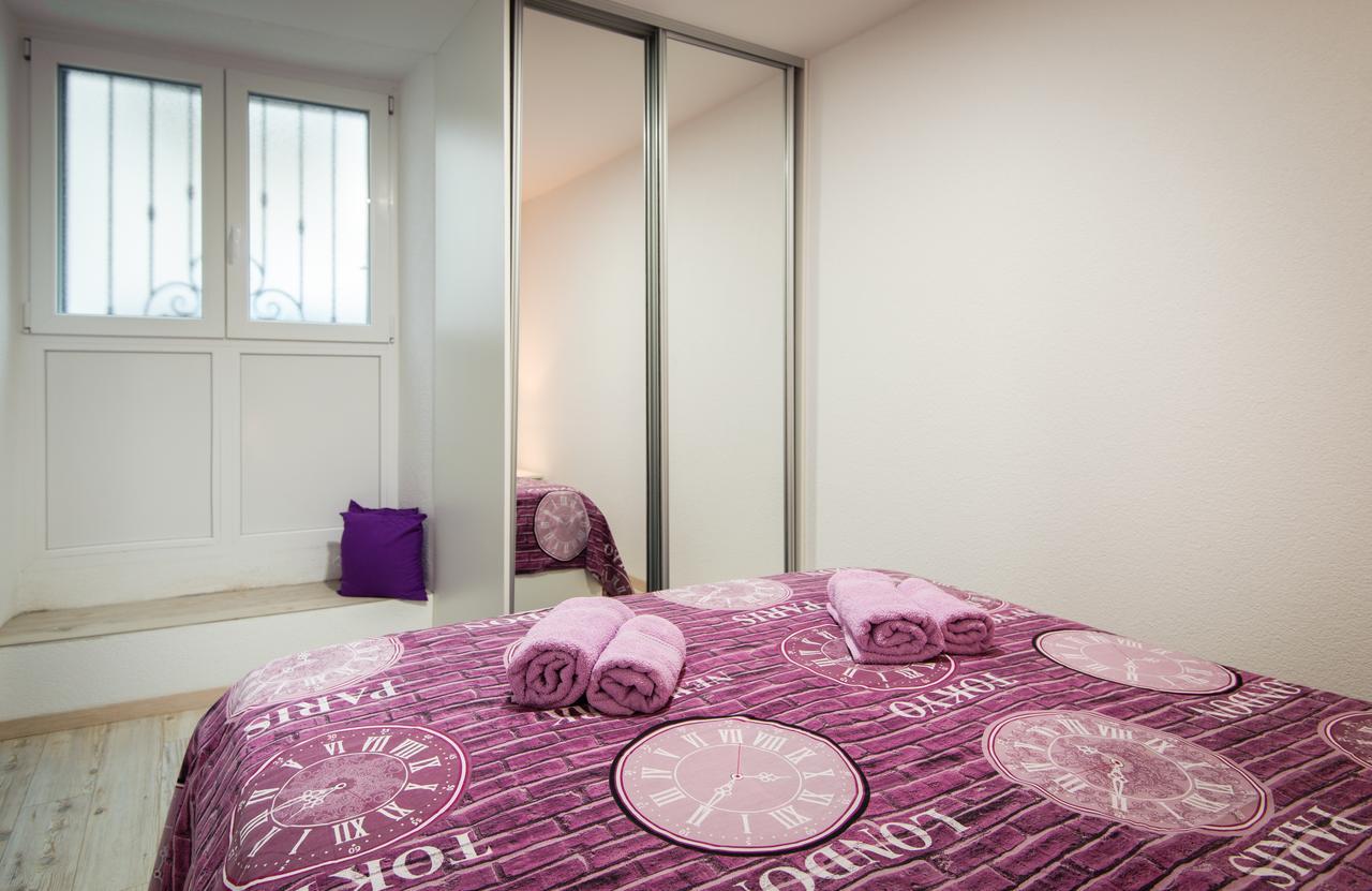 Private Accommodation Milisa Split Exterior photo