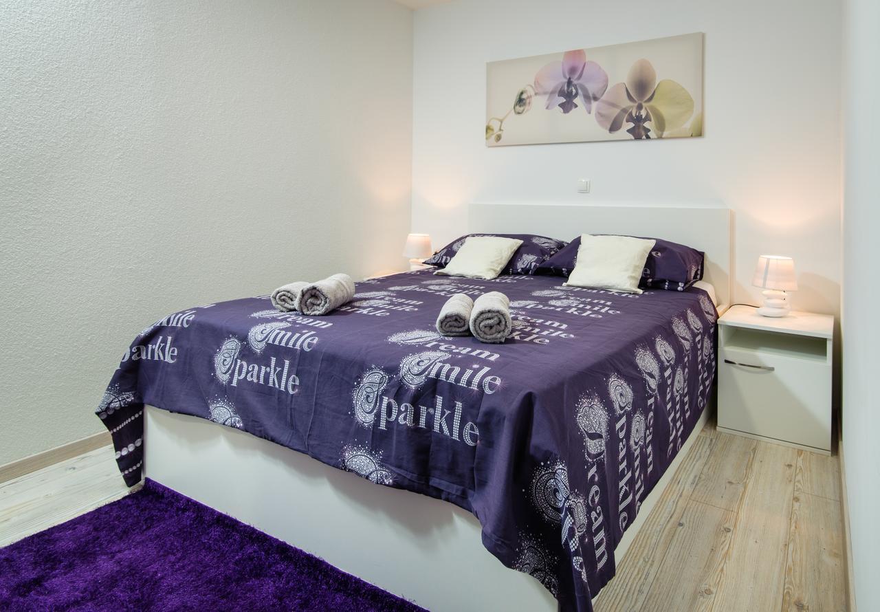 Private Accommodation Milisa Split Exterior photo